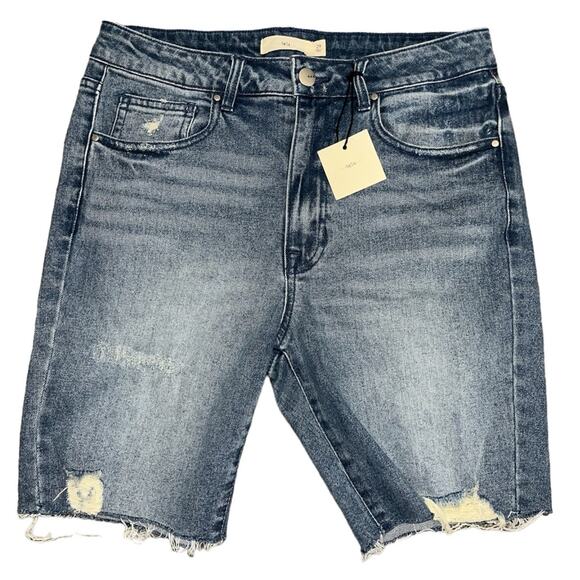 NWT Distressed Denim Bermuda Cut-Off Jean Shorts Waist Size 29” - Picture 1 of 6
